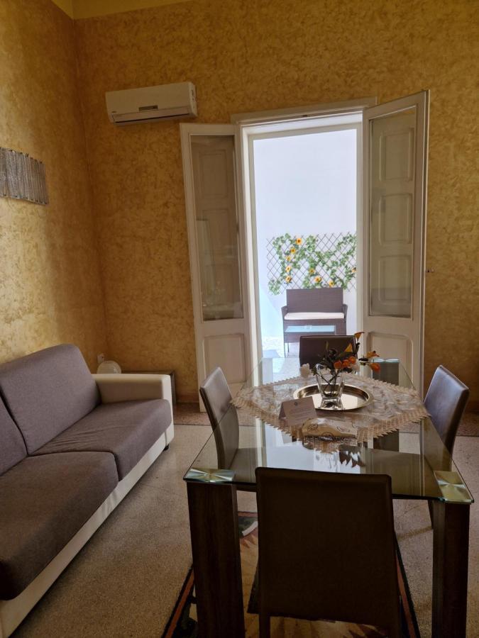 Tamborino Terrace Apartment - Salento Apartments Collection Lecce Buitenkant foto